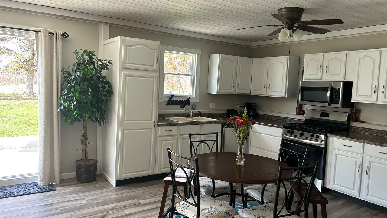 Photo of Kitchen in St. Marys