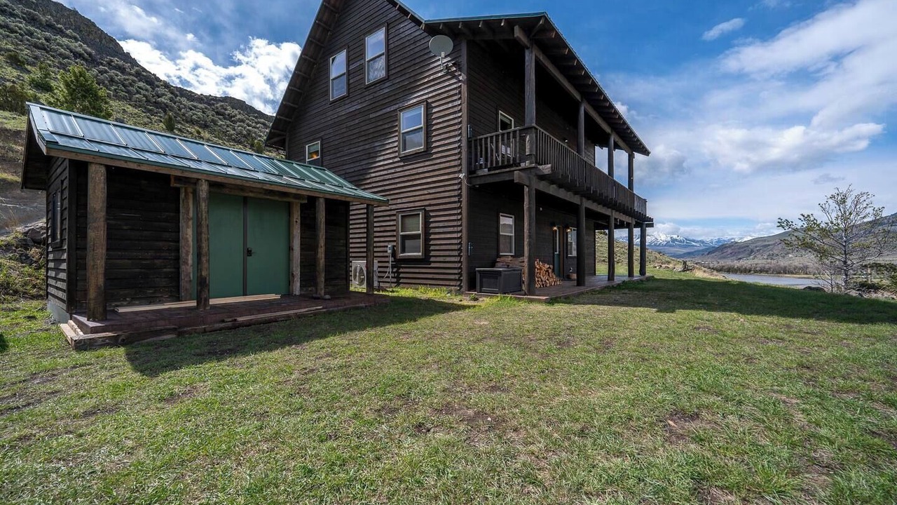 Photo of Patio Balcony in Emigrant