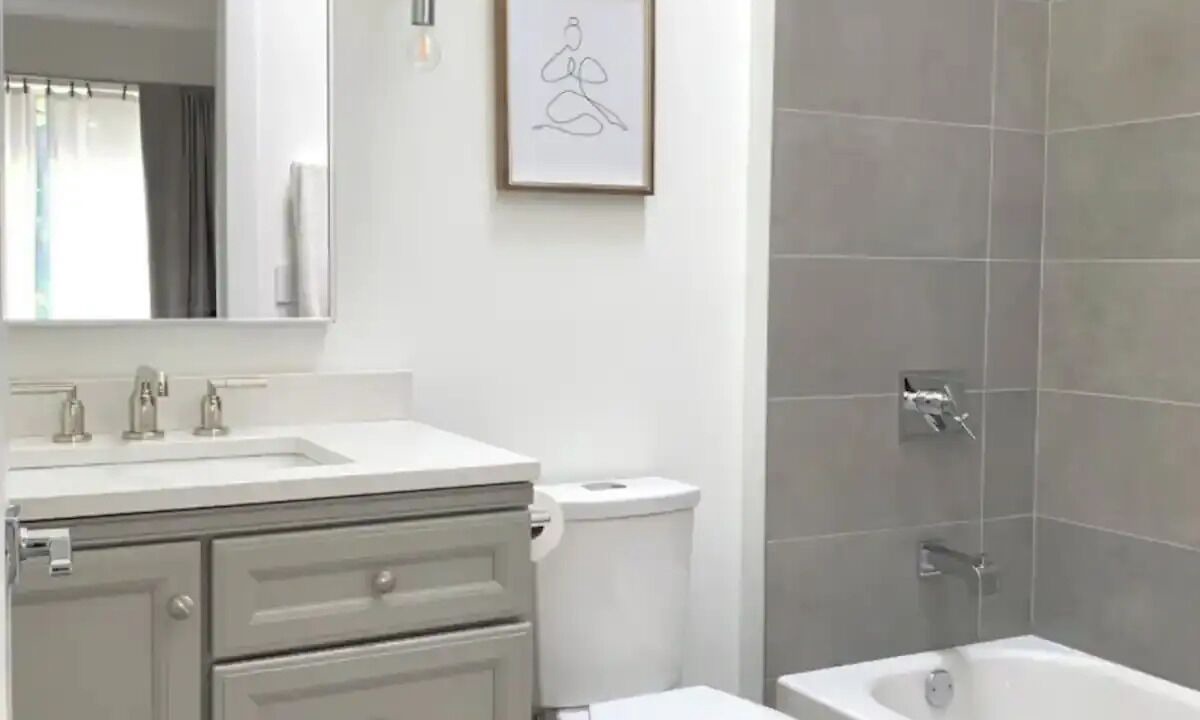 Photo of Bathroom in Shorewood-Tower Hills-Harbert