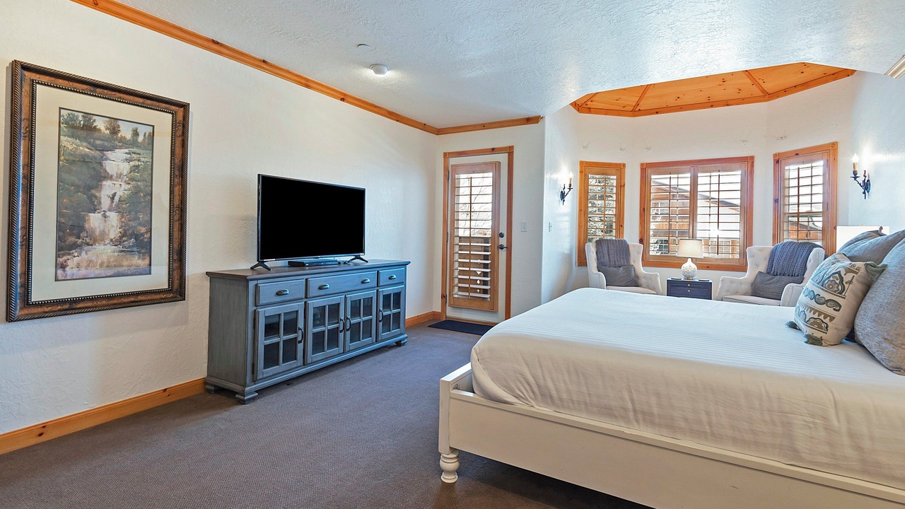 Photo of Bedroom in Midway