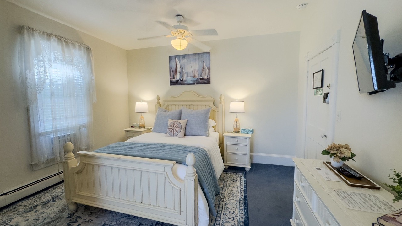 Photo of Bedroom in Marblehead