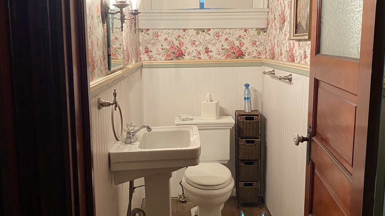 Photo of Bathroom in Ashland