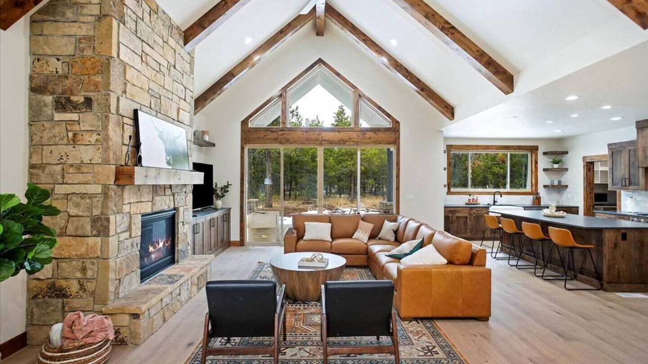 Photo of Livingroom in Donnelly