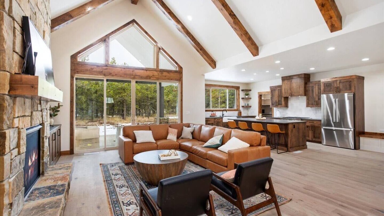 Photo of Livingroom in Donnelly