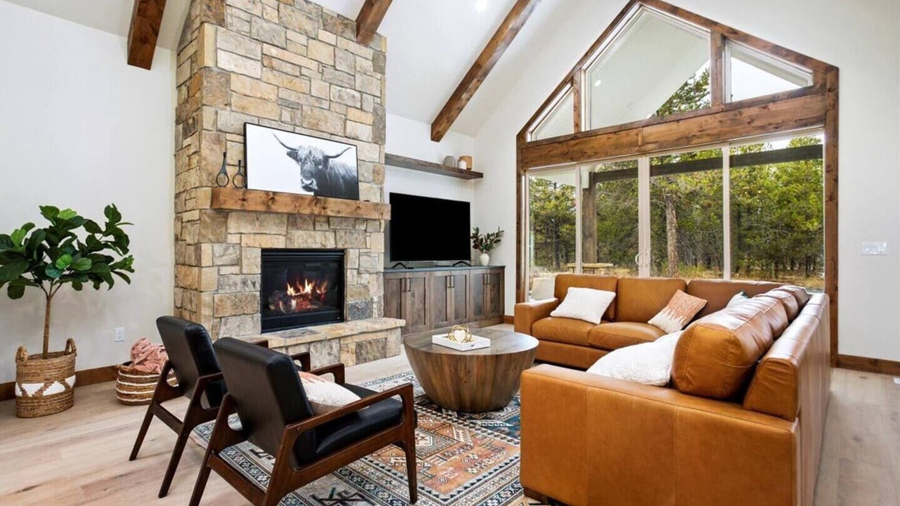 Photo of Livingroom in Donnelly