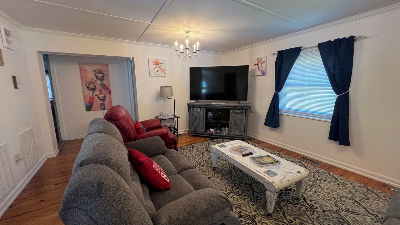 Photo of Livingroom in Hot Springs