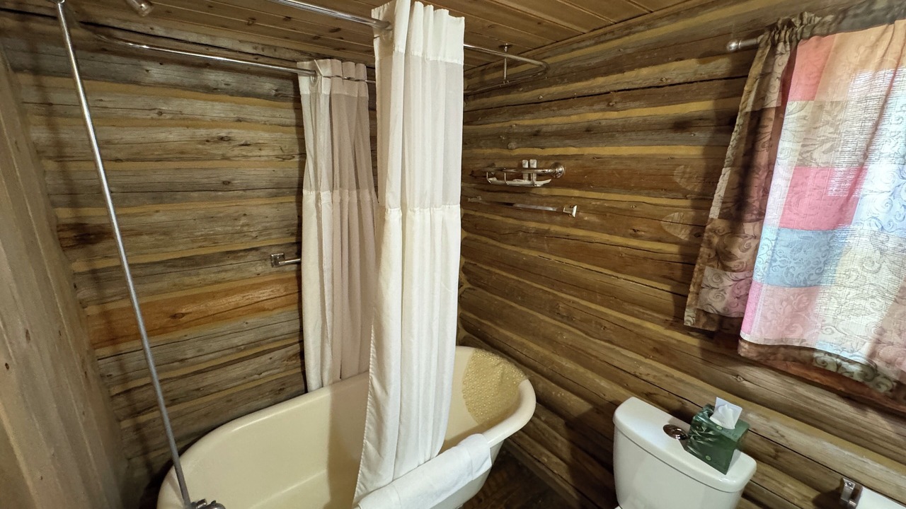 Photo of Bathroom in Melrose
