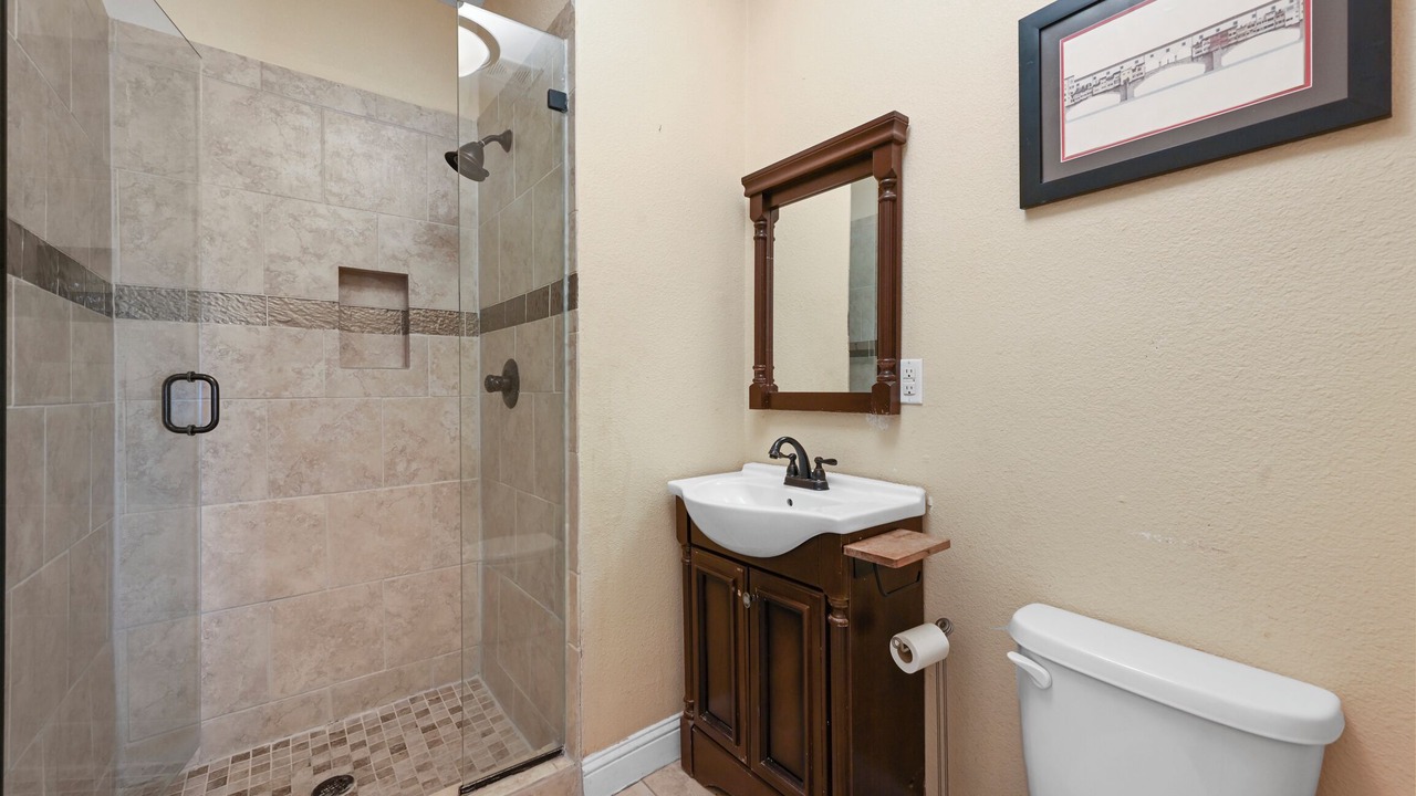 Photo of Bathroom in Oak Lawn