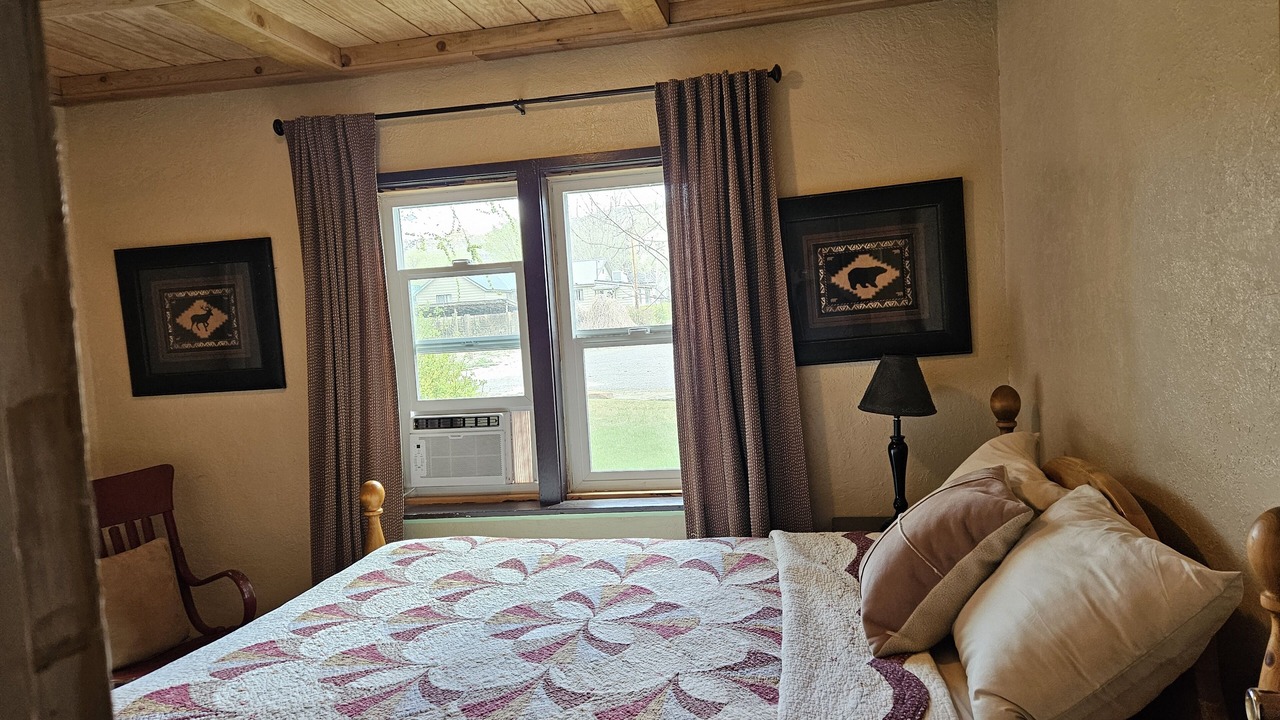 Photo of Bedroom in Henrieville
