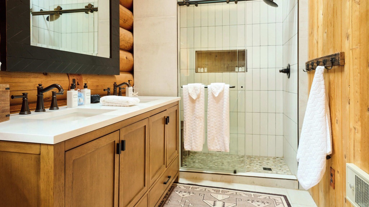 Photo of Bathroom in Superior