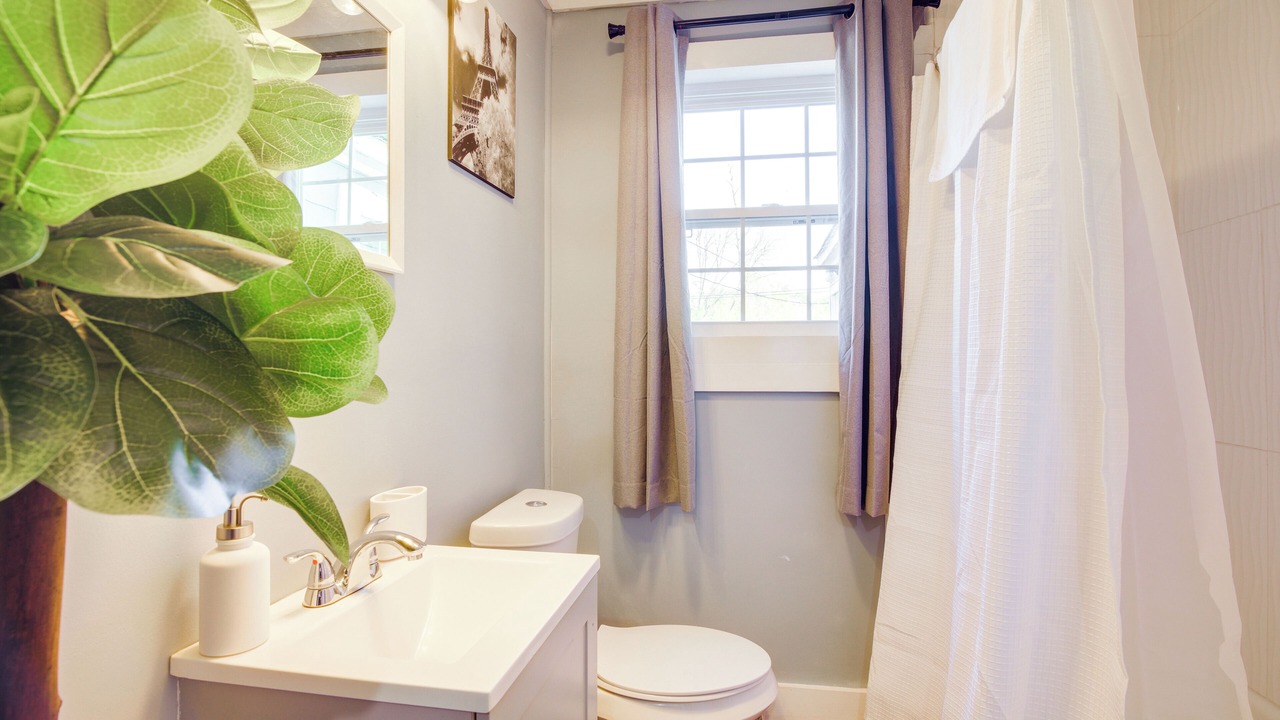 Photo of Bathroom in Clarksdale