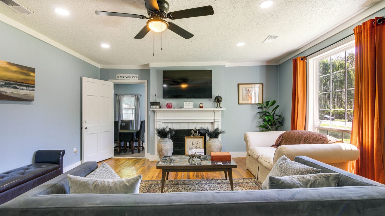 Photo of Livingroom in Clarksdale