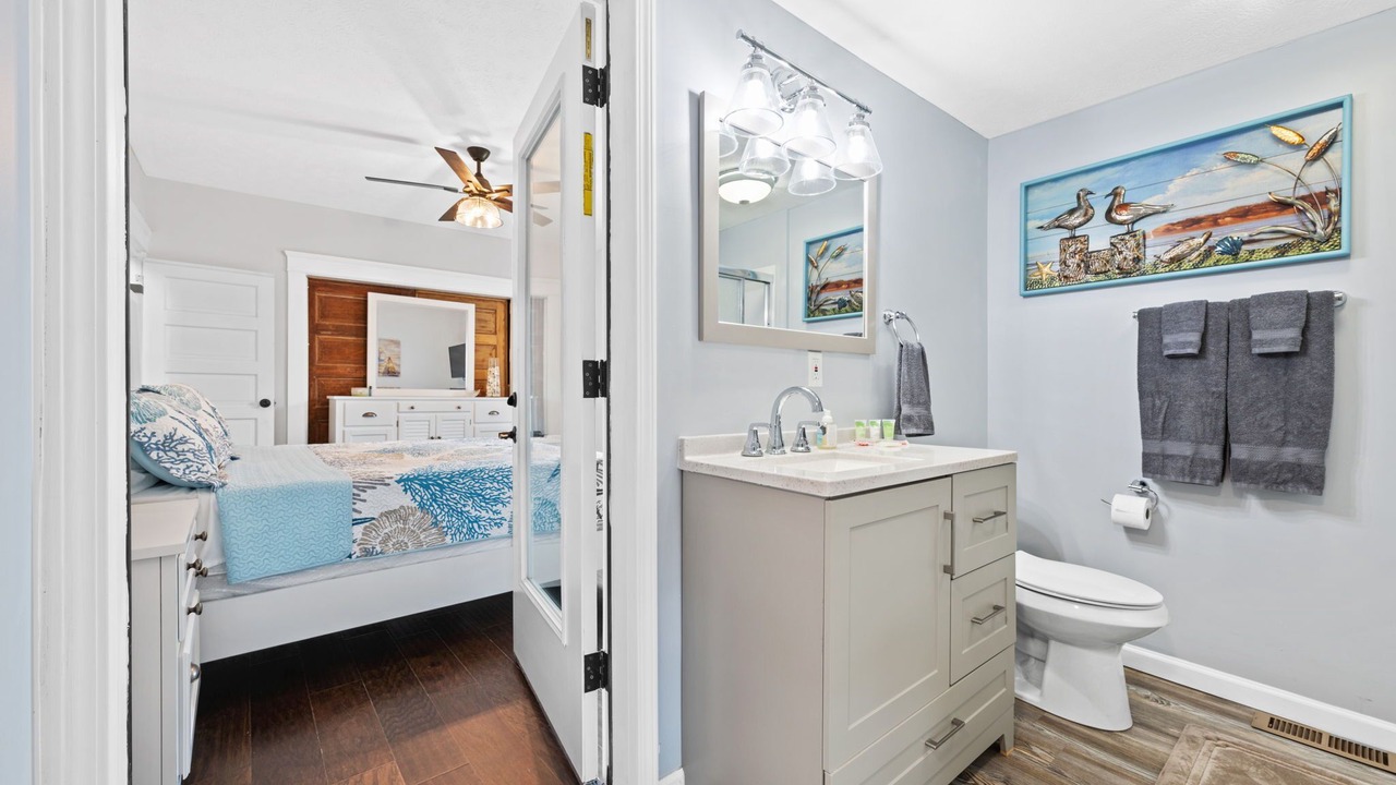 Photo of Bathroom in Lorain