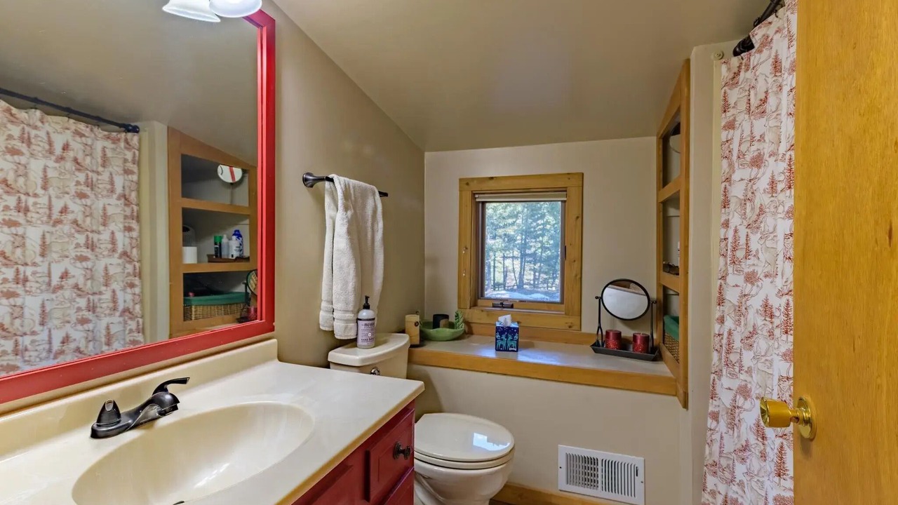 Photo of Bathroom in Eureka