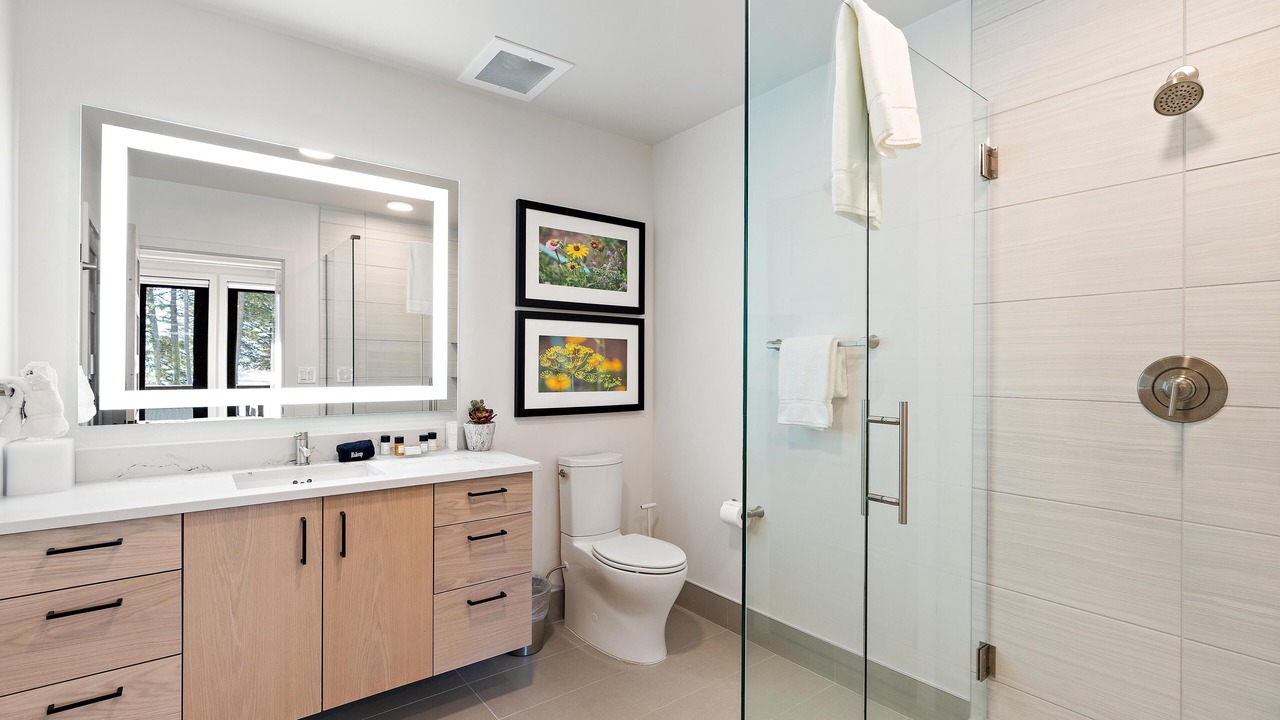 Photo of Bathroom in Tamarack Resort