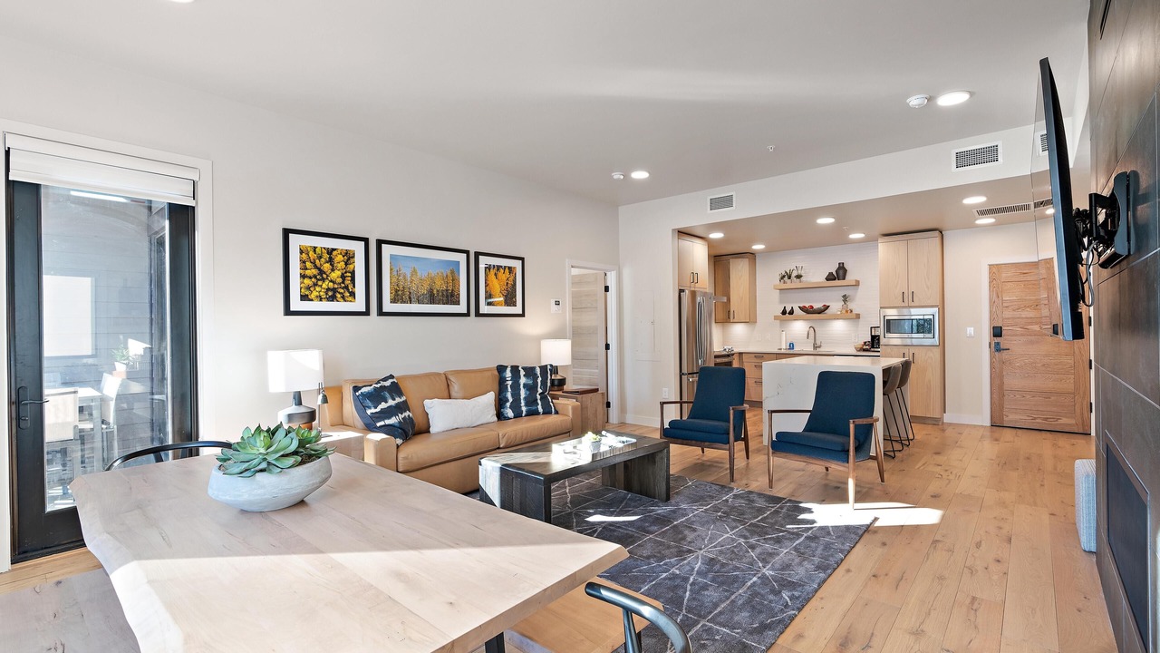 Photo of Livingroom in Tamarack Resort