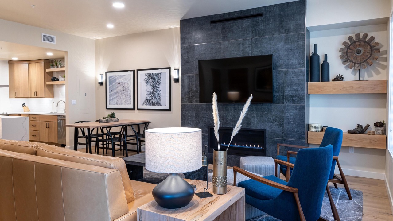 Photo of Livingroom in Tamarack Resort