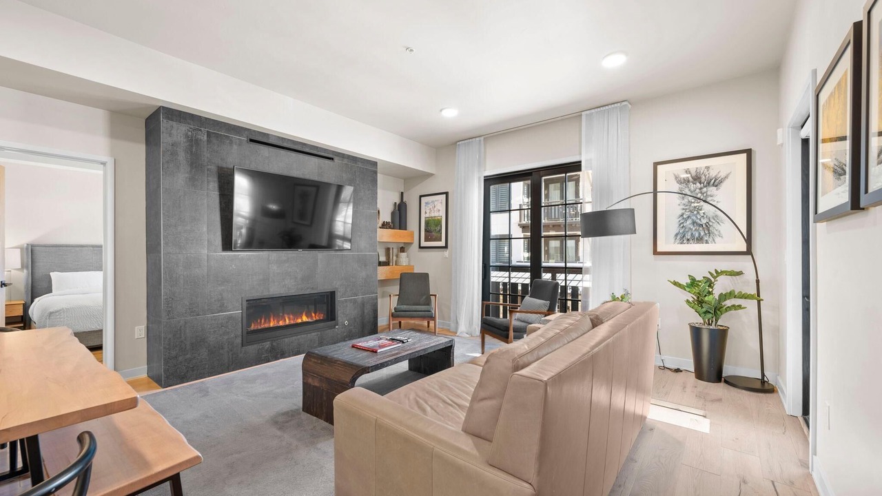Photo of Livingroom in Tamarack Resort