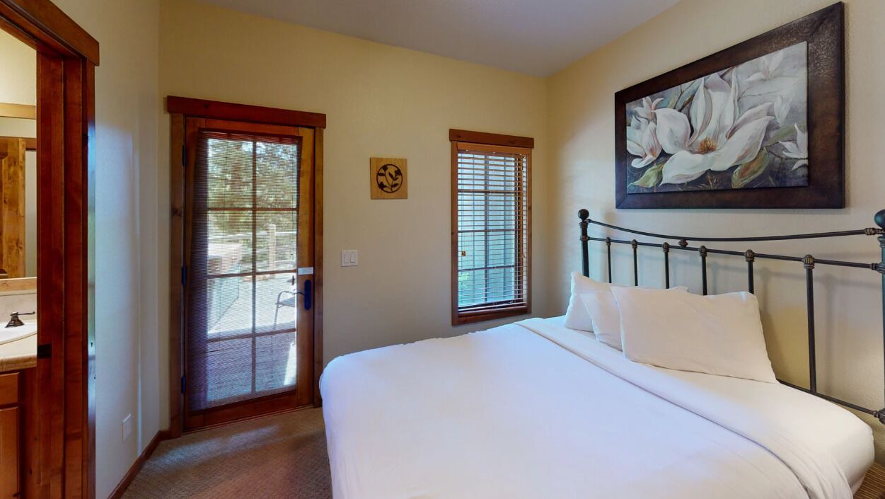 Photo of Bedroom in Tamarack Resort
