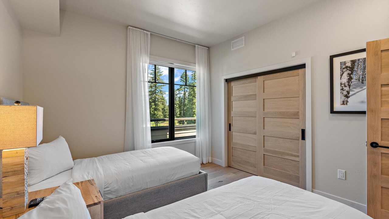 Photo of Bedroom in Tamarack Resort