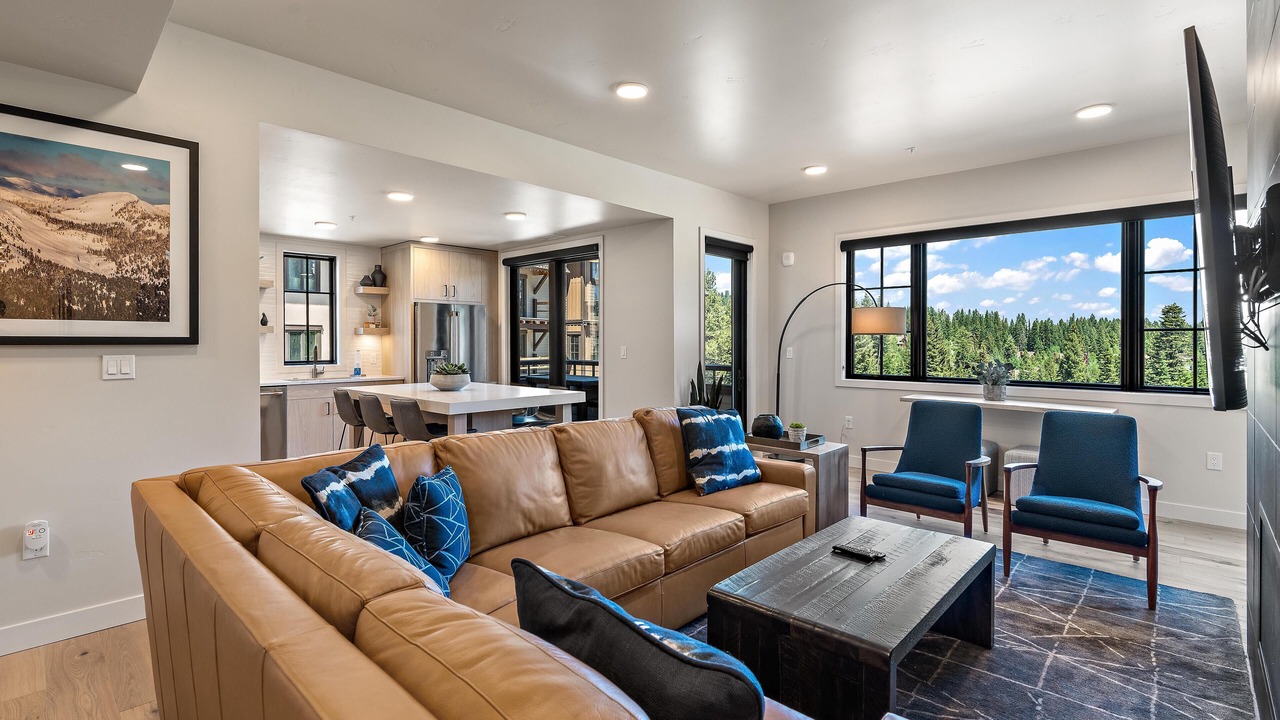 Photo of Livingroom in Tamarack Resort