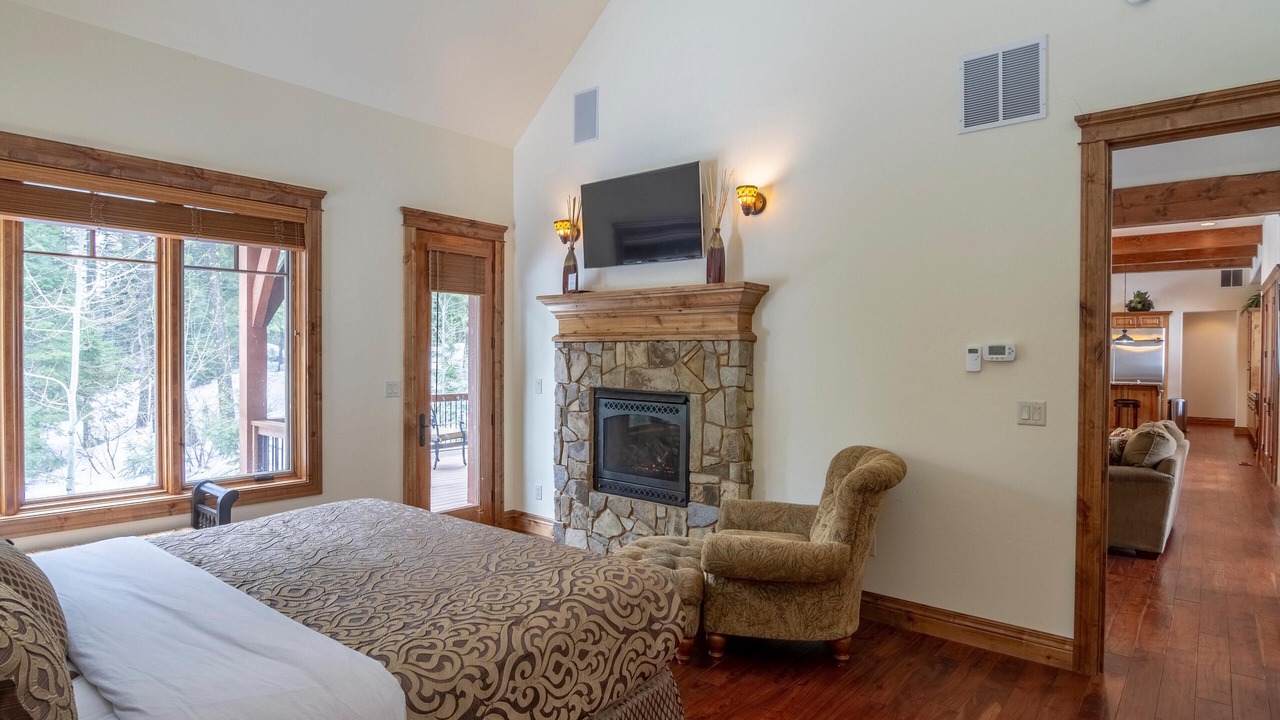 Photo of Bedroom in Tamarack Resort