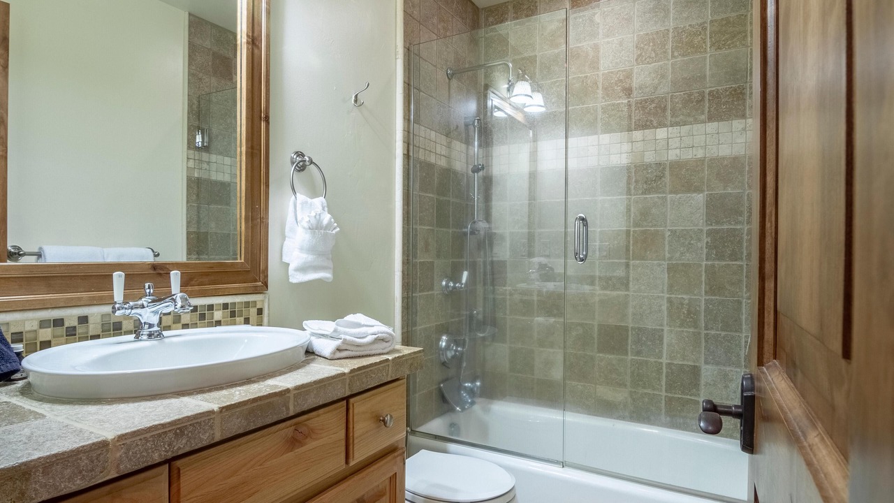 Photo of Bathroom in Tamarack Resort