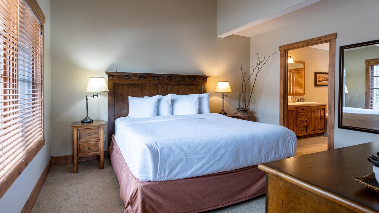 Photo of Bedroom in Tamarack Resort