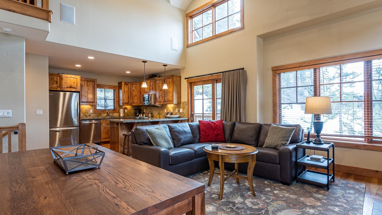 Photo of Livingroom in Tamarack Resort