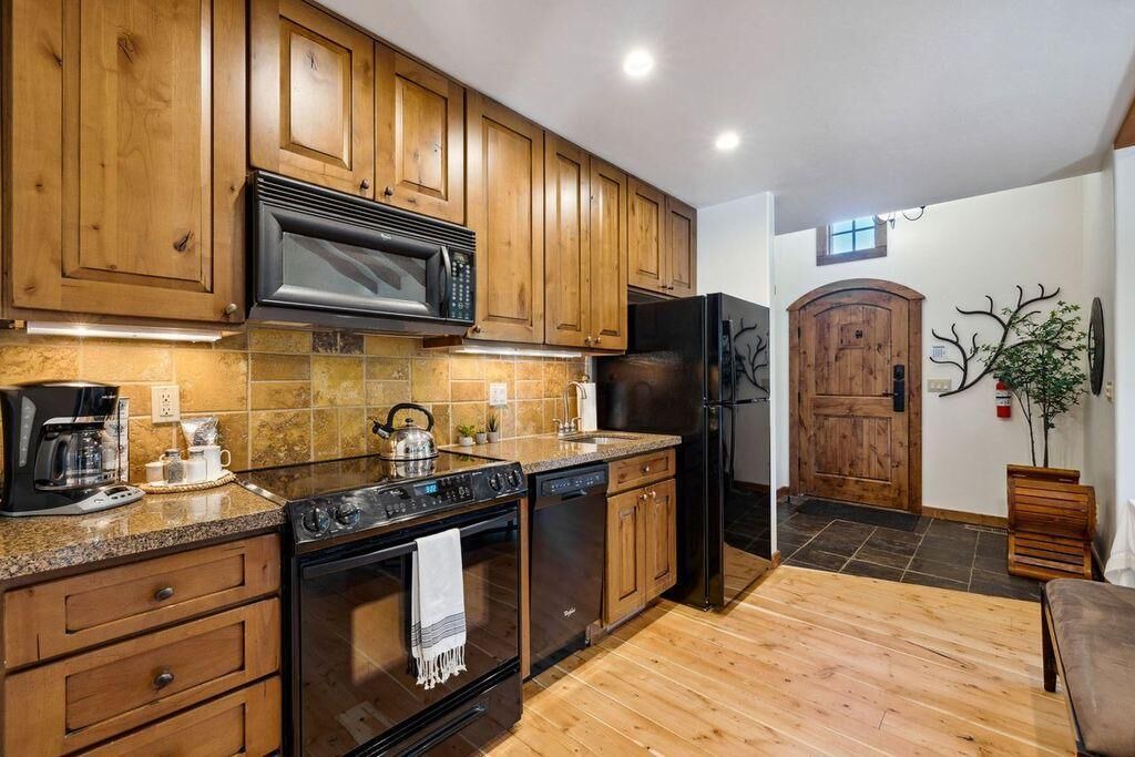 Photo of Kitchen in Tamarack