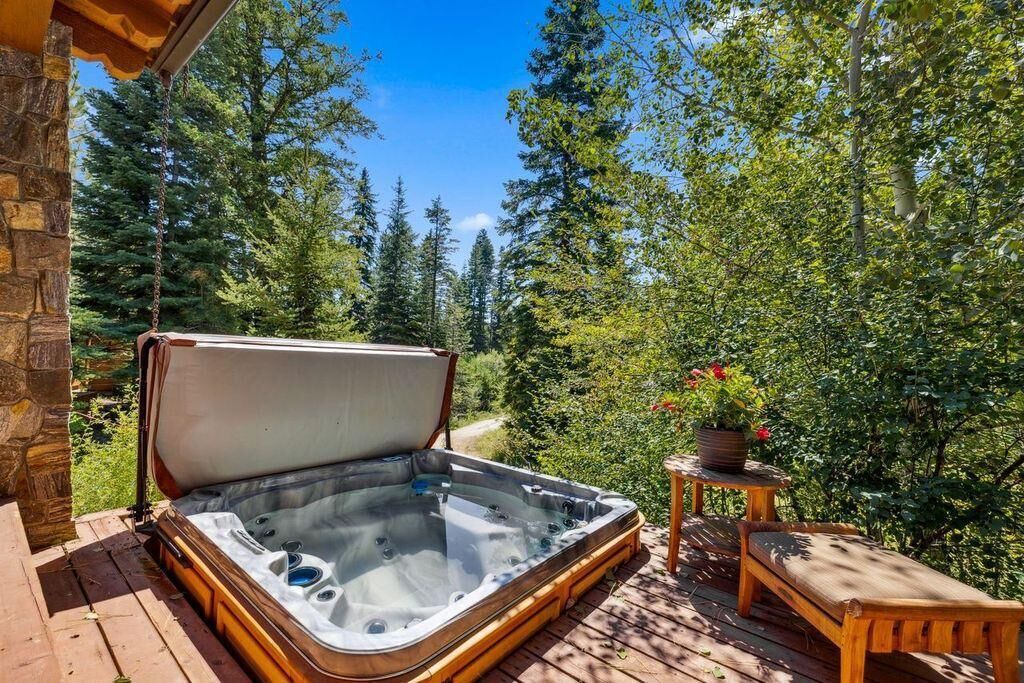 Photo of Outdoor in Tamarack