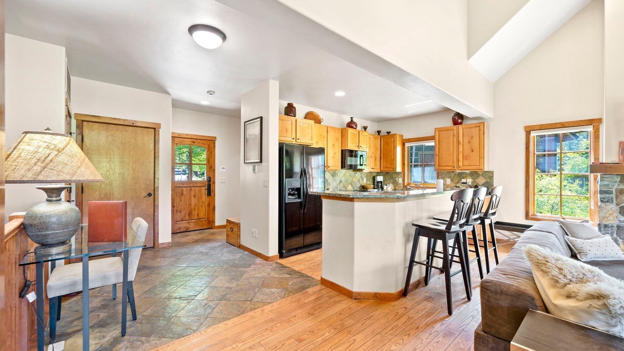 Photo of Livingroom in Tamarack Resort