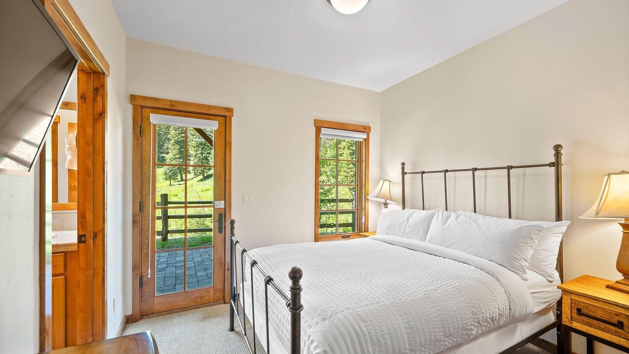 Photo of Bedroom in Tamarack Resort