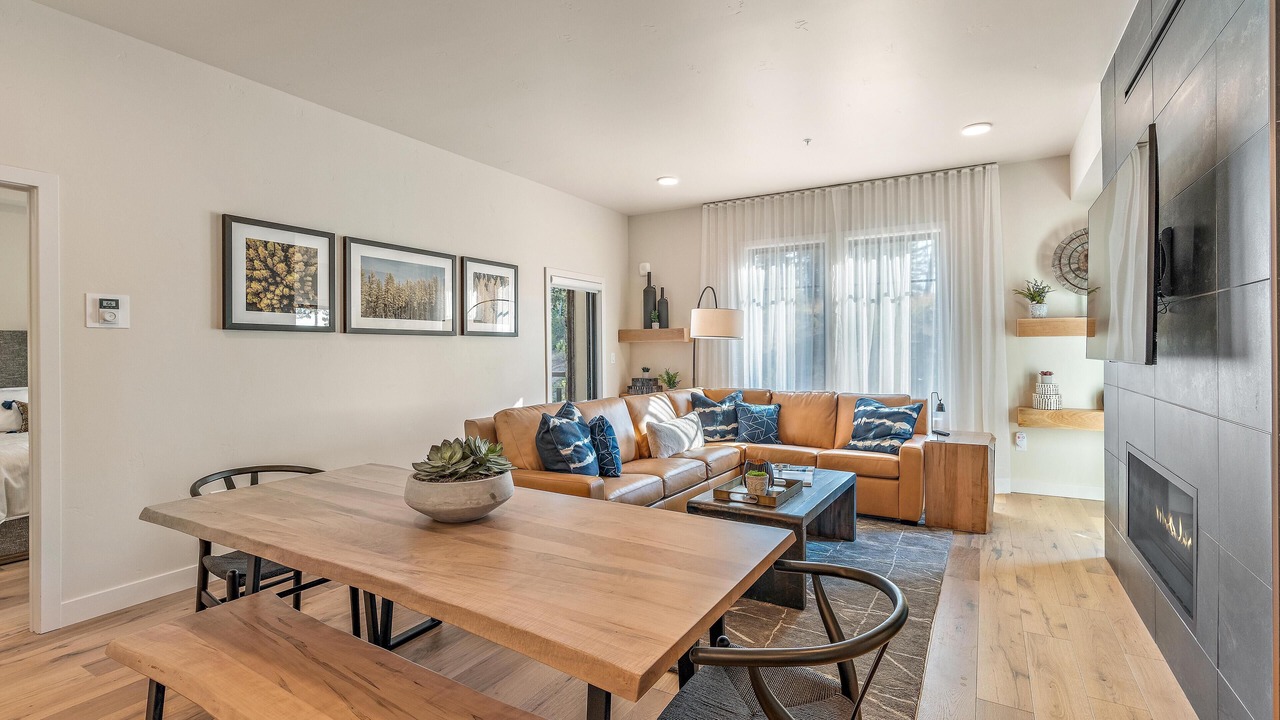 Photo of Livingroom in Tamarack Resort