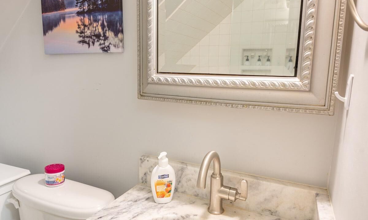 Photo of Bathroom in Summerton