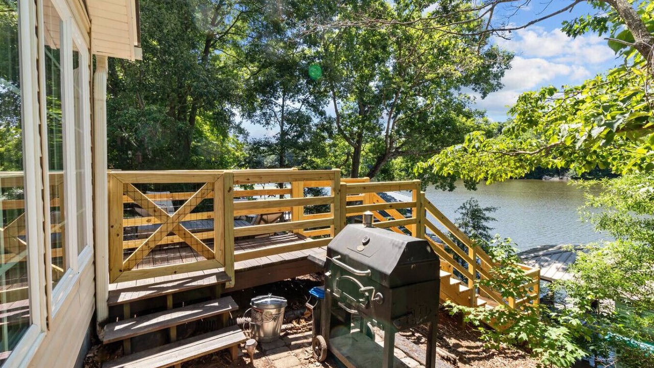 Photo of Patio Balcony in Albemarle