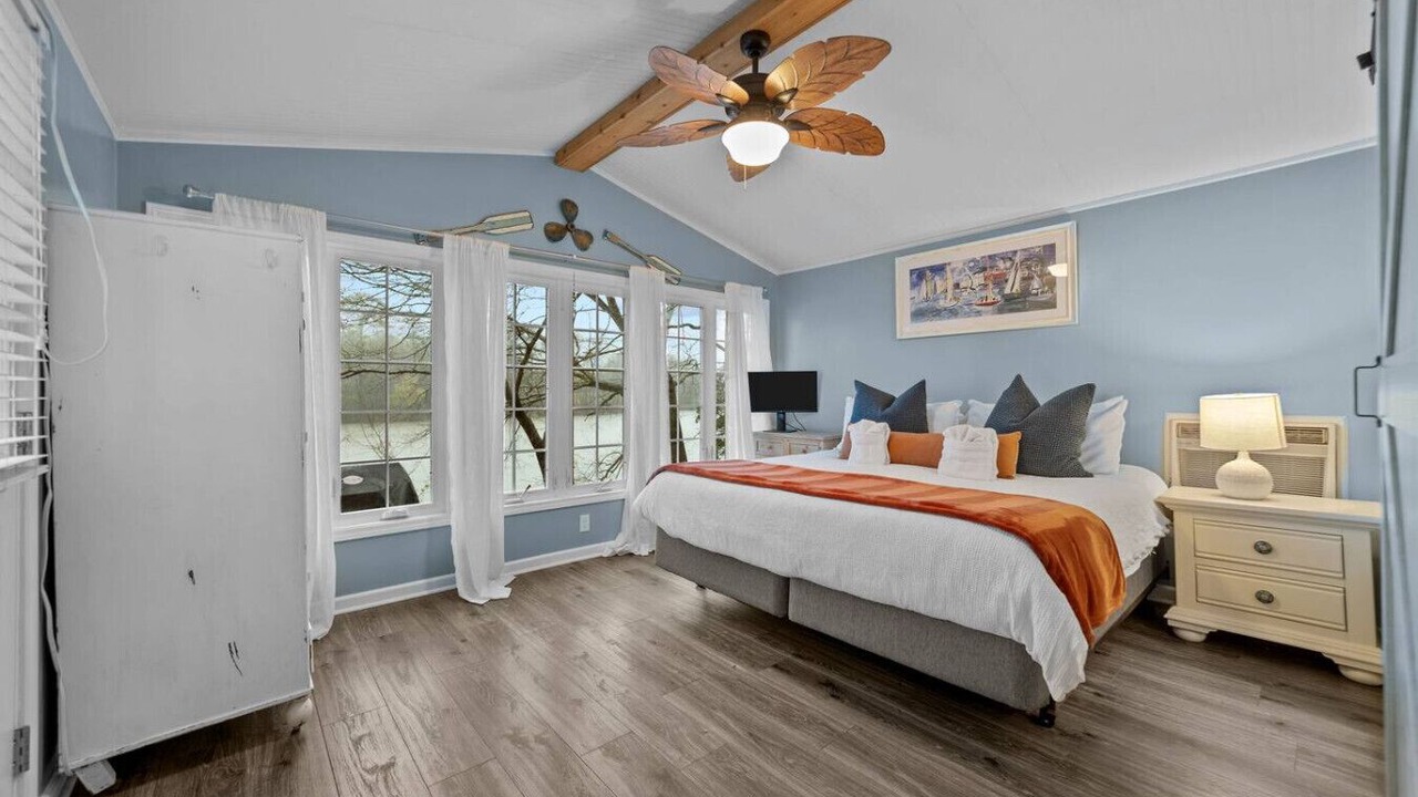 Photo of Bedroom in Albemarle