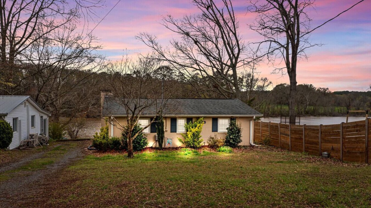Photo of Outdoor in Albemarle