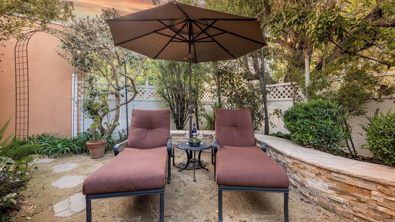 Photo of Patio Balcony in Pico - Robertson