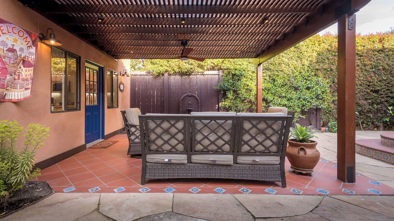 Photo of Patio Balcony in Pico - Robertson