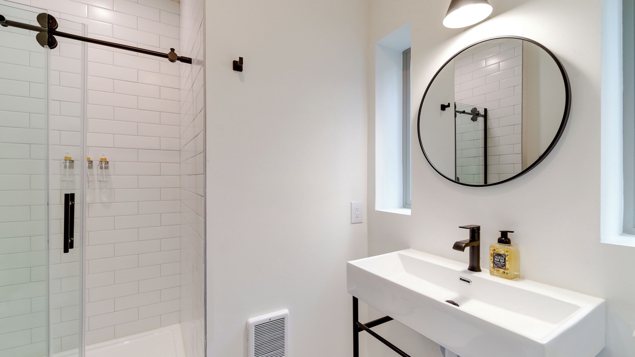 Photo of Bathroom in Worley