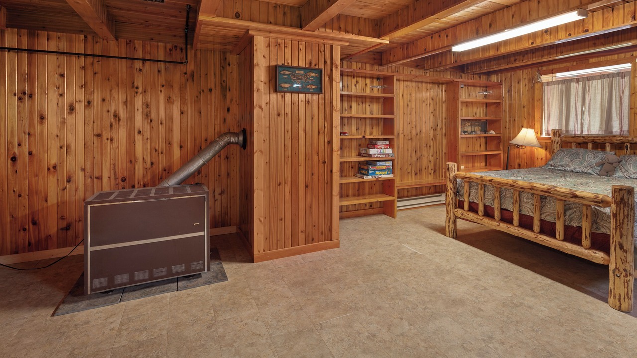 Photo of Bedroom in Martin City