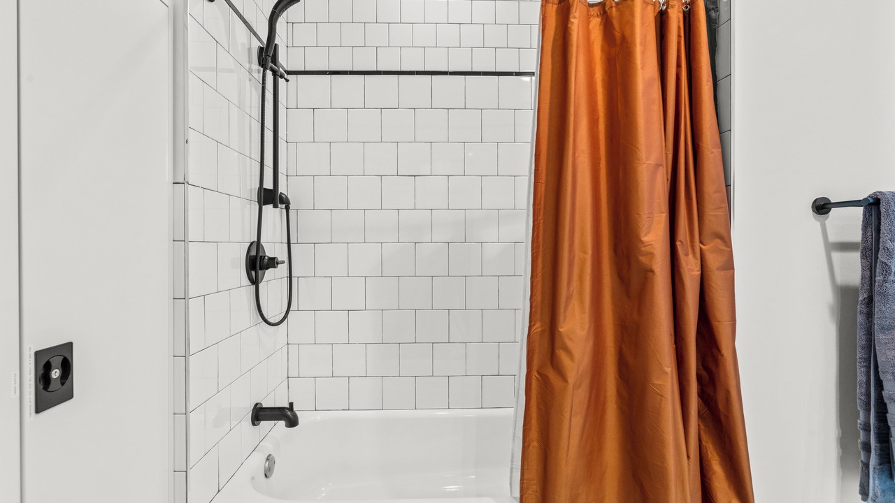 Photo of Bathroom in West Poplar