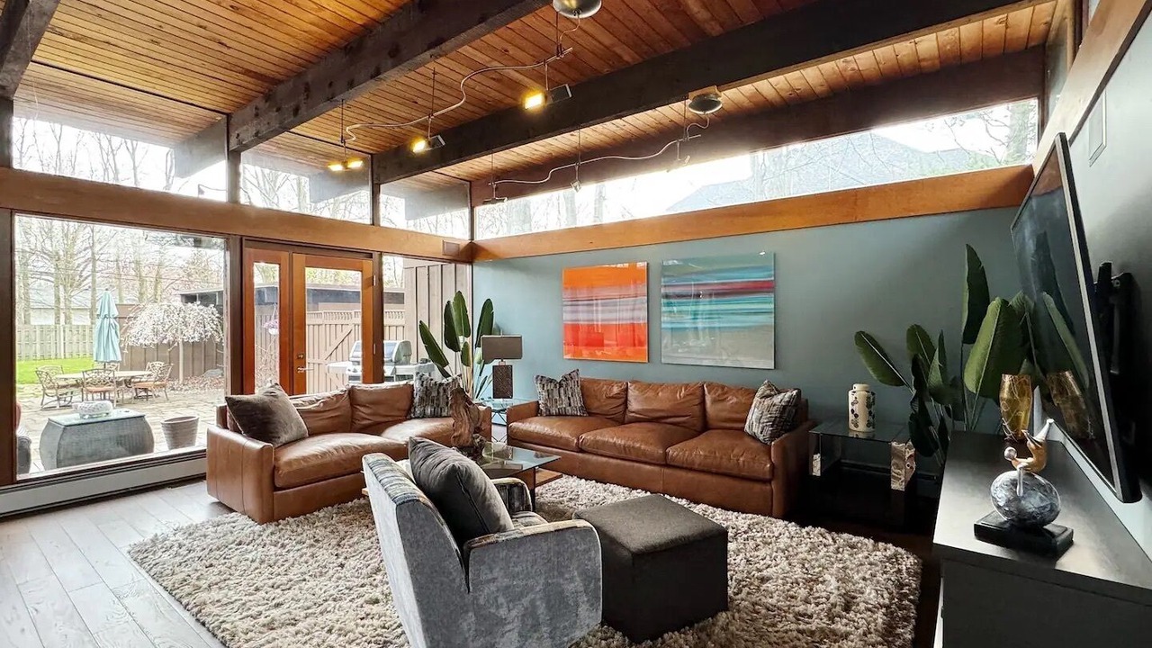 Photo of Livingroom in Westlake