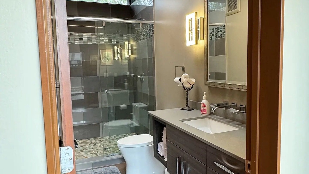 Photo of Bathroom in Westlake