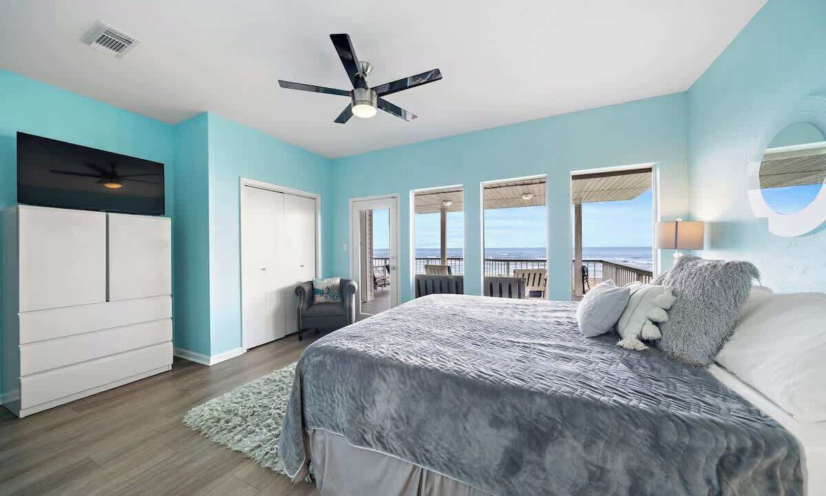 Photo of Bedroom in Indian Beach