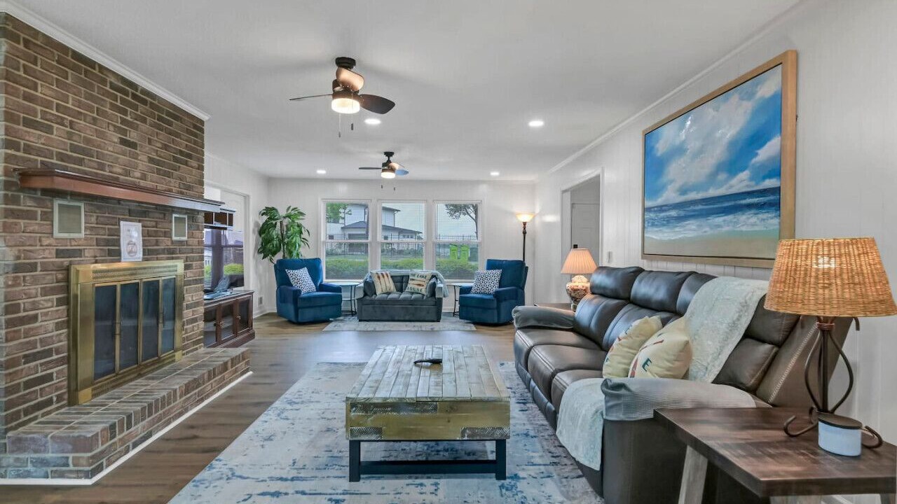 Photo of Livingroom in Lake Murray of Richland