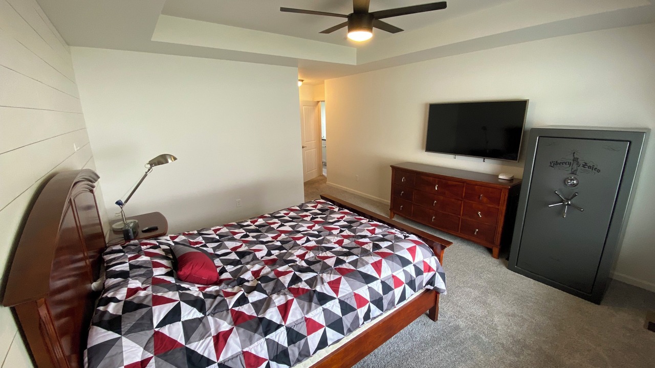 Photo of Bedroom in Clarkston Heights-Vineland