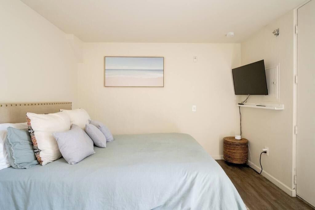 Photo of Bedroom in Downtown San Diego