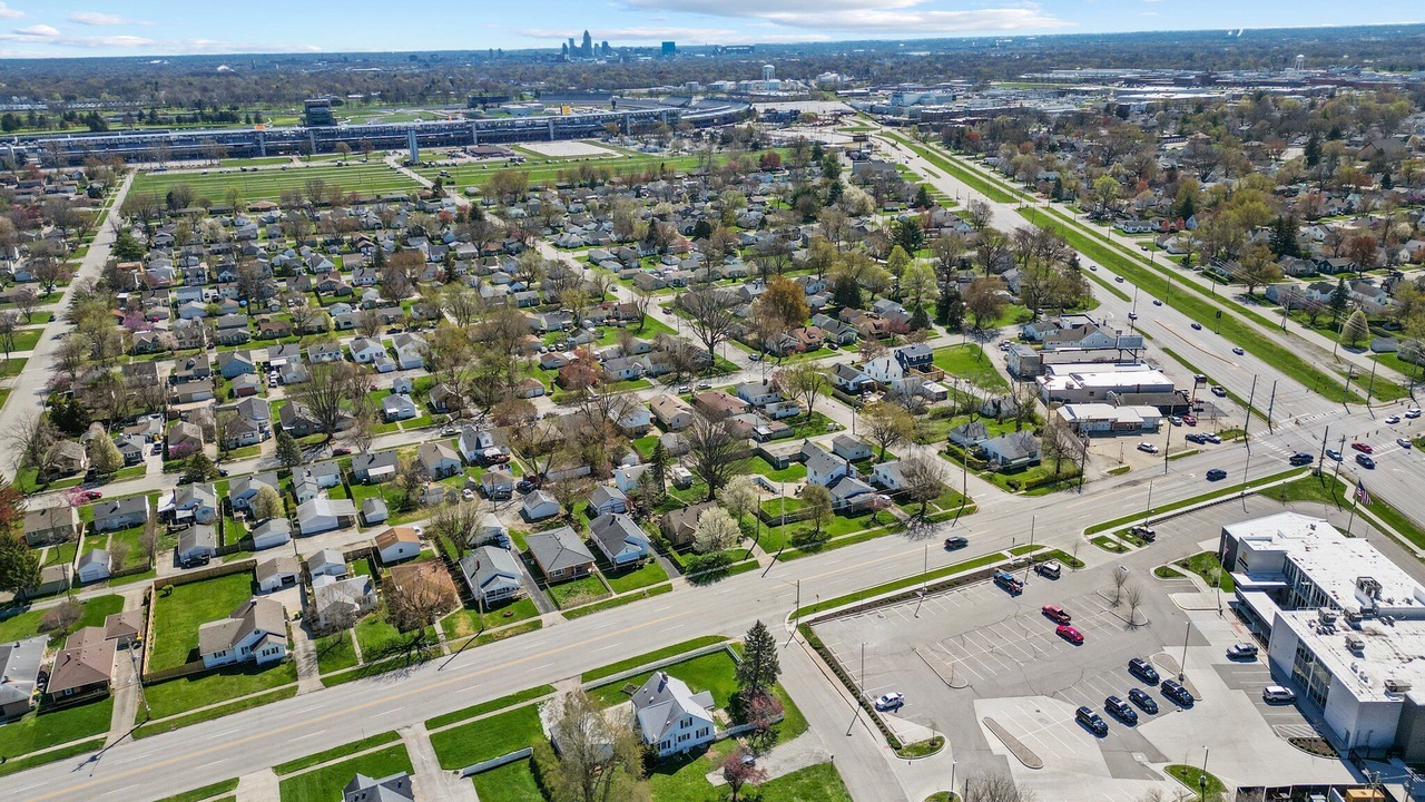 Photo of Outdoor in Speedway